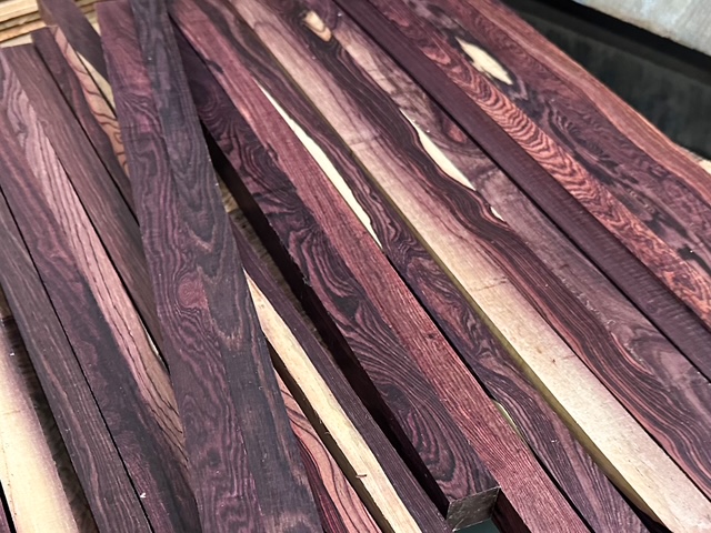 .75" x .75" x 8-10" Mexican Kingwood (Camatillo) Turning Squares